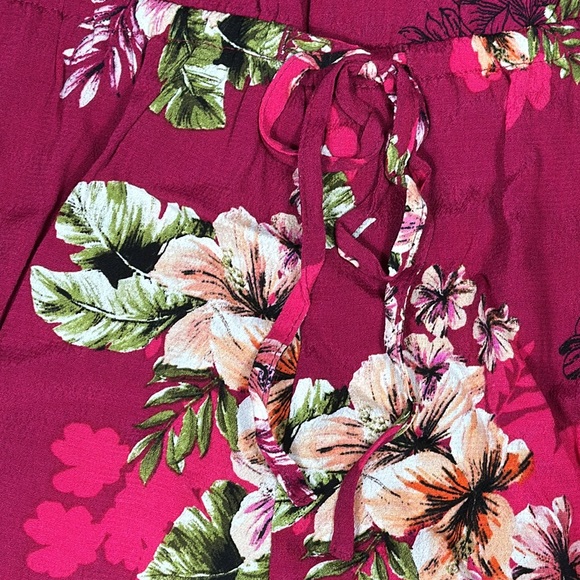NWT Express Romper Floral Hawaiian Resort Beach Tropical Off Shoulder Size XL - Picture 4 of 9